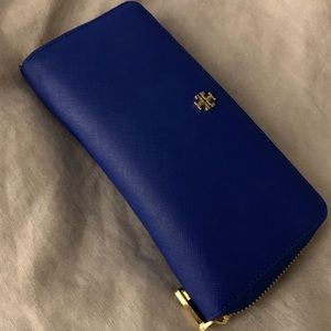 Royal blue Tory Burch Continental Passport Wallet!
